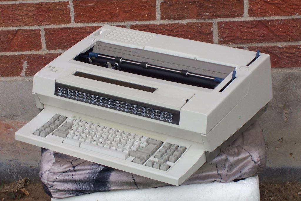 IBM WHEELWRITER 3500 BY LEXMARK ELECTRIC TYPEWRITER WITH LED DISPLAY ...