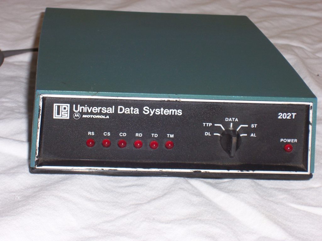 Motorola UDS 202T Universal Data Systems - Imagine41