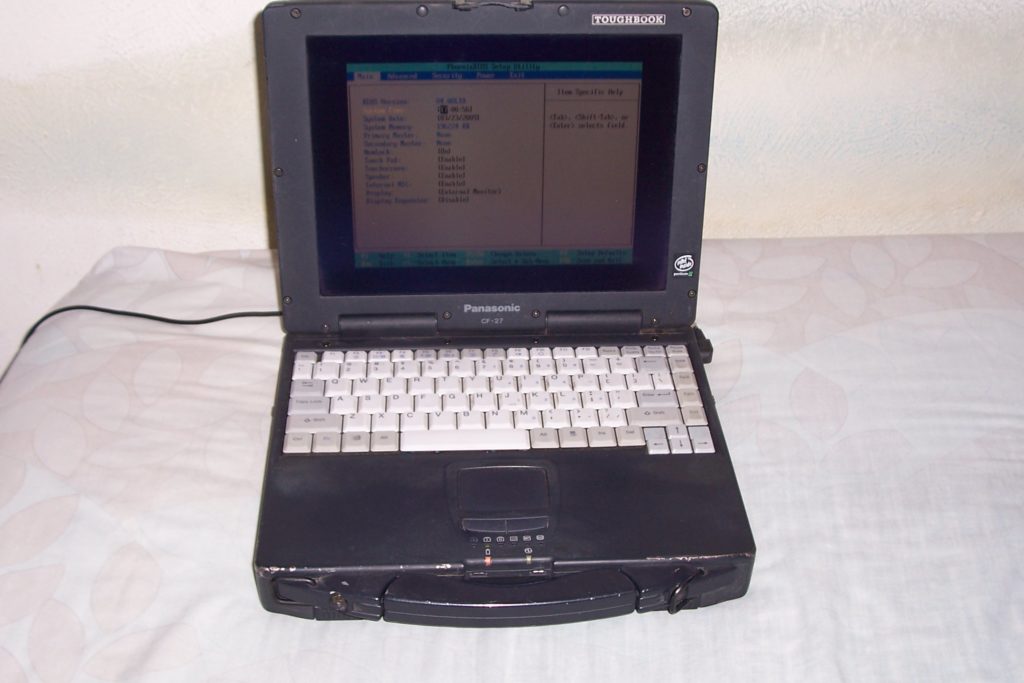 PANASONIC TOUGHBOOK CF 27 PENTIUM II 300 MHz LAPTOP 