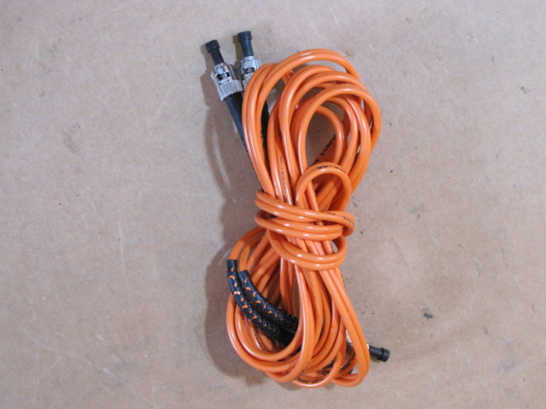 Optical Cable Corporation AX02-030N-W Series 62.5/125UM ULTRA-FOX RISER ...